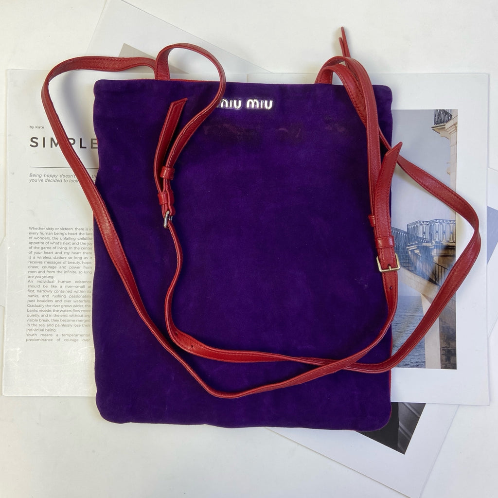 Miu Miu Color-Block Shoulder Bag 97% New Size: 29×25 Purple and Red Suede Material