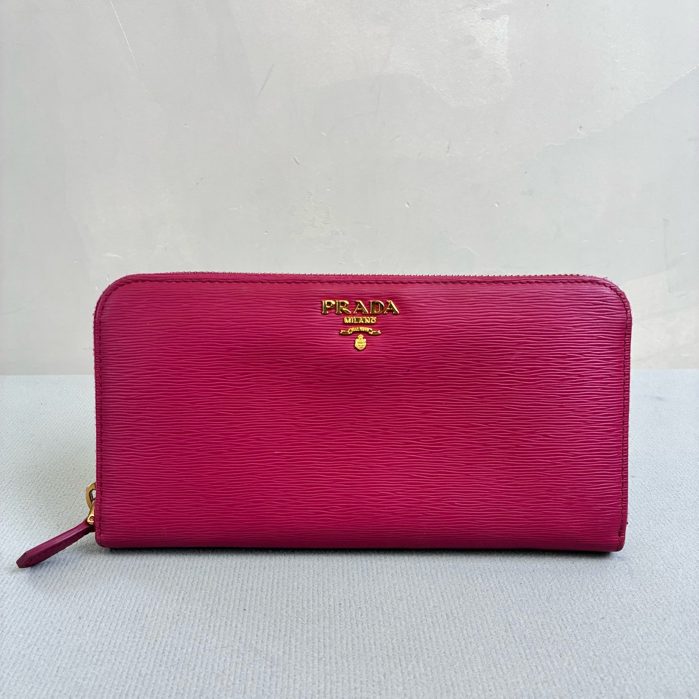 Prada 98 New Long Wallet, Fuchsia Ripple Leather, Gold Logo, Size 20*11.