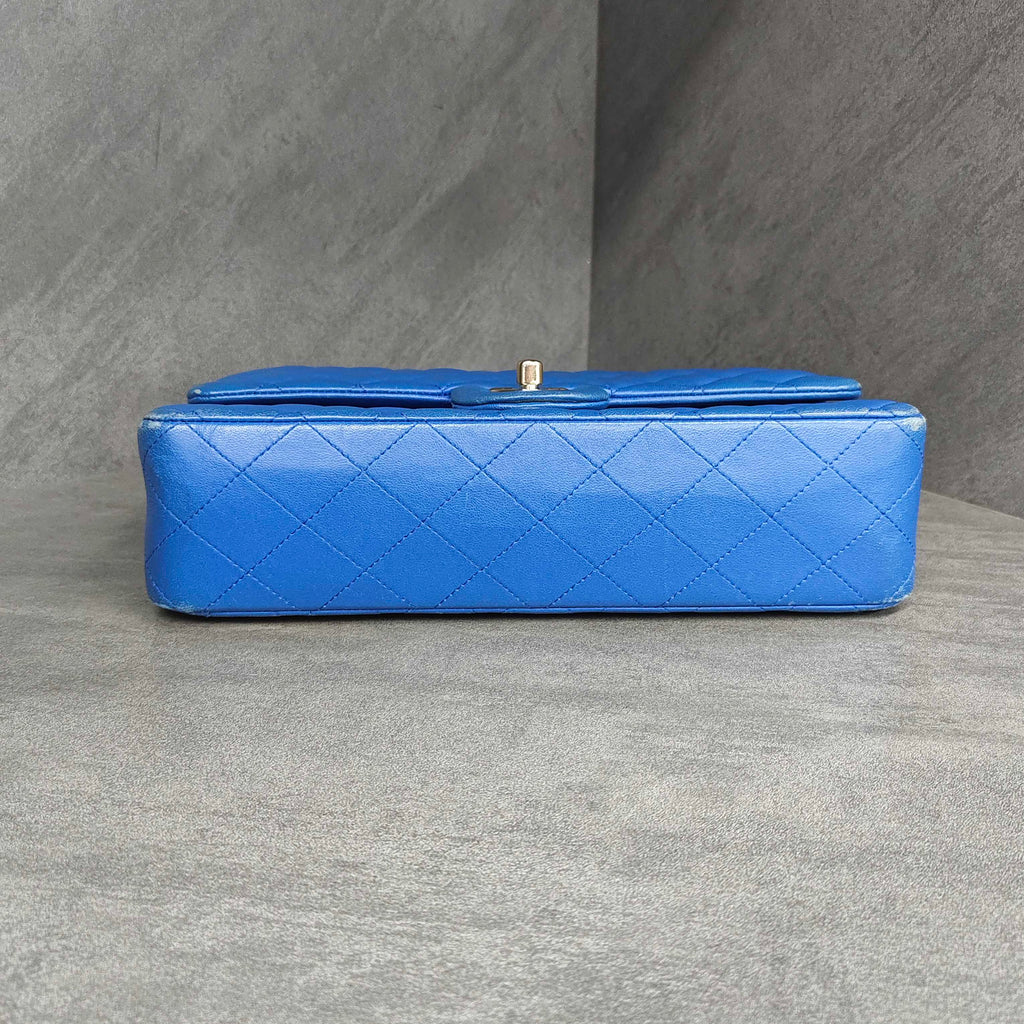Chanel Medium Blue Gold Lambskin Chain Bag 21 Opening with Card