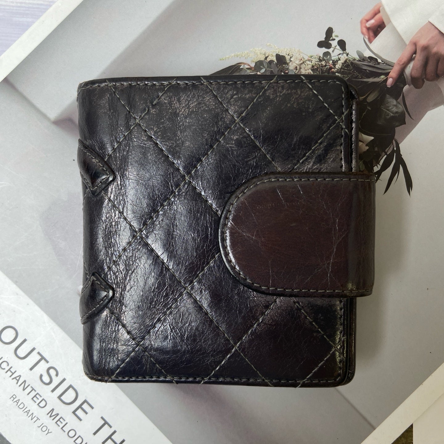 Chanel Kangpeng Wallet 12-fold 98% new Size: 10.5*9.5 Black leather material