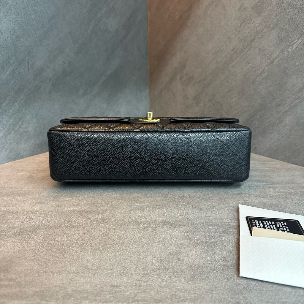 Chanel cf medium size black gold lychee cowhide chain bag, 15 opening, cassette, ticket bag type, three-dimensional, clean inside