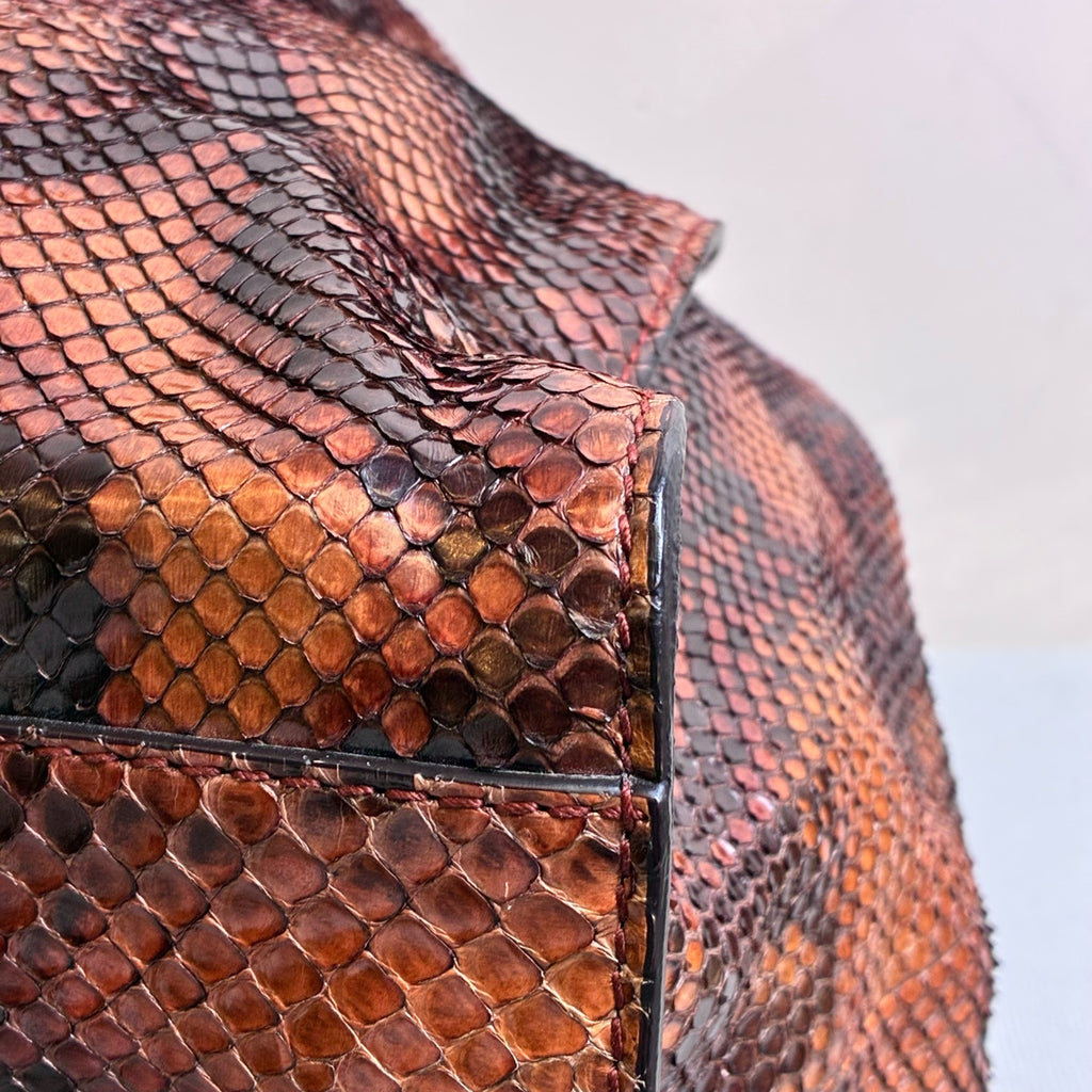 Gucci 99% New Snake Leather Underarm Shoulder Tote Bag Limited Edition Brown Size 42*38
