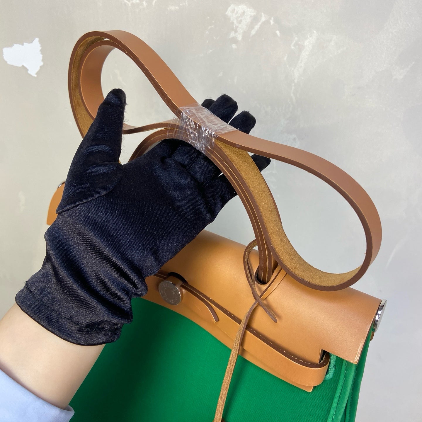 Hermes Mint Green Enamel Buckle Herbag 31 Y Stamp, 99% New, Size 31*27