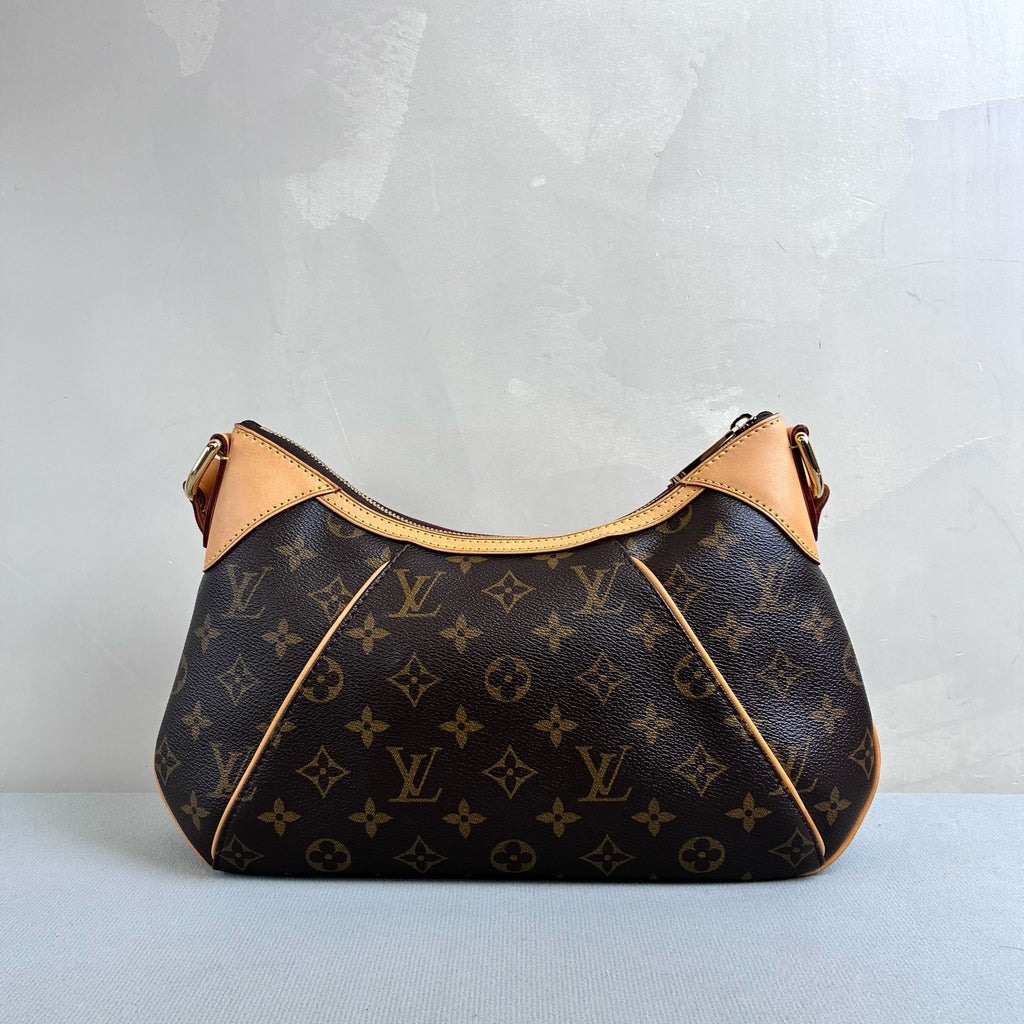 Louis Vuitton 99% new pre-owned Monogram Gold Pumpkin Small Shoulder Bag, size 20*34.