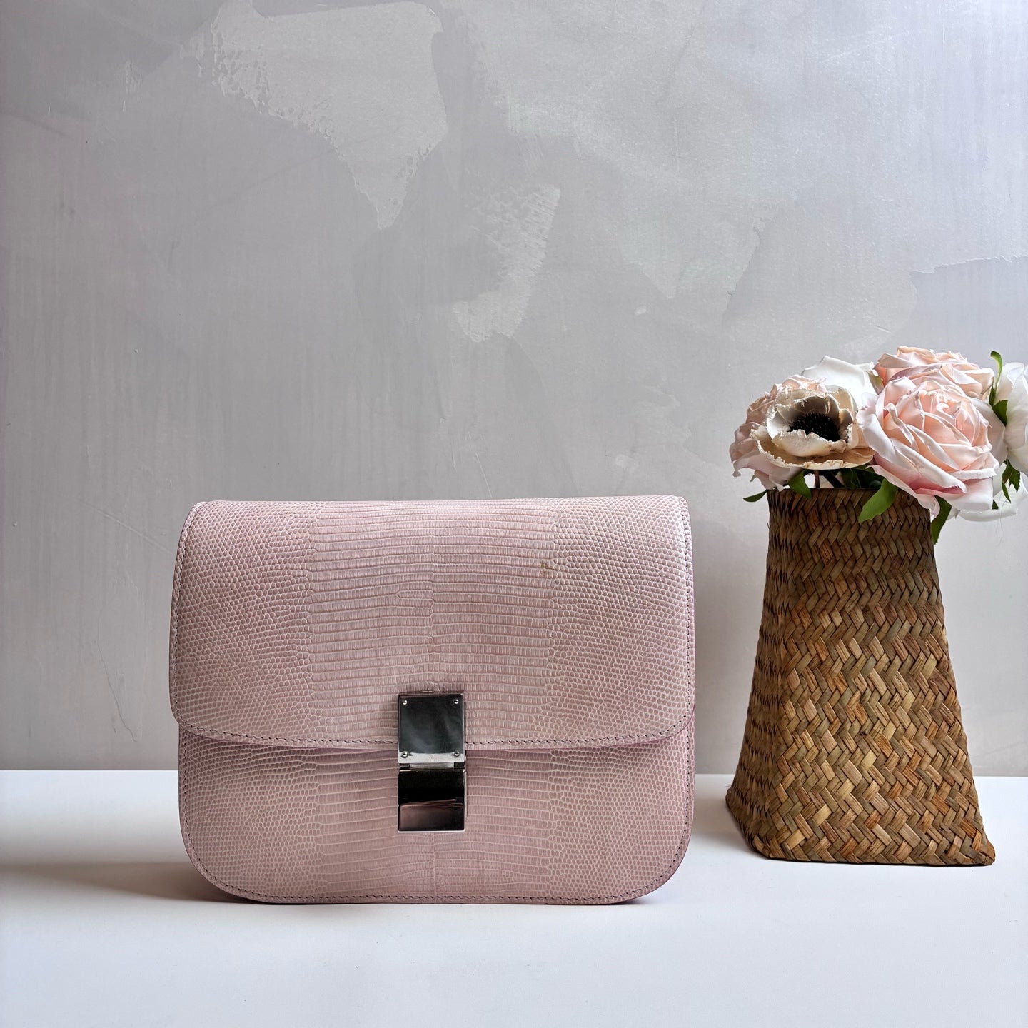 Celine Pink Lizard Skin Box Himalayan Bag Tofu Bag Original Price 80,000 Yuan Shoulder Bag 99% New Size: 2