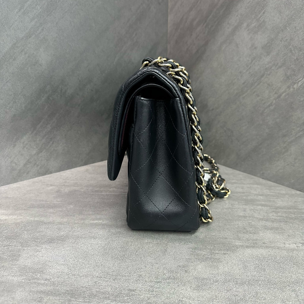 Chanel cf jumbo Black gold sheepskin chain bag, 16K size, three-dimensional and clean inside