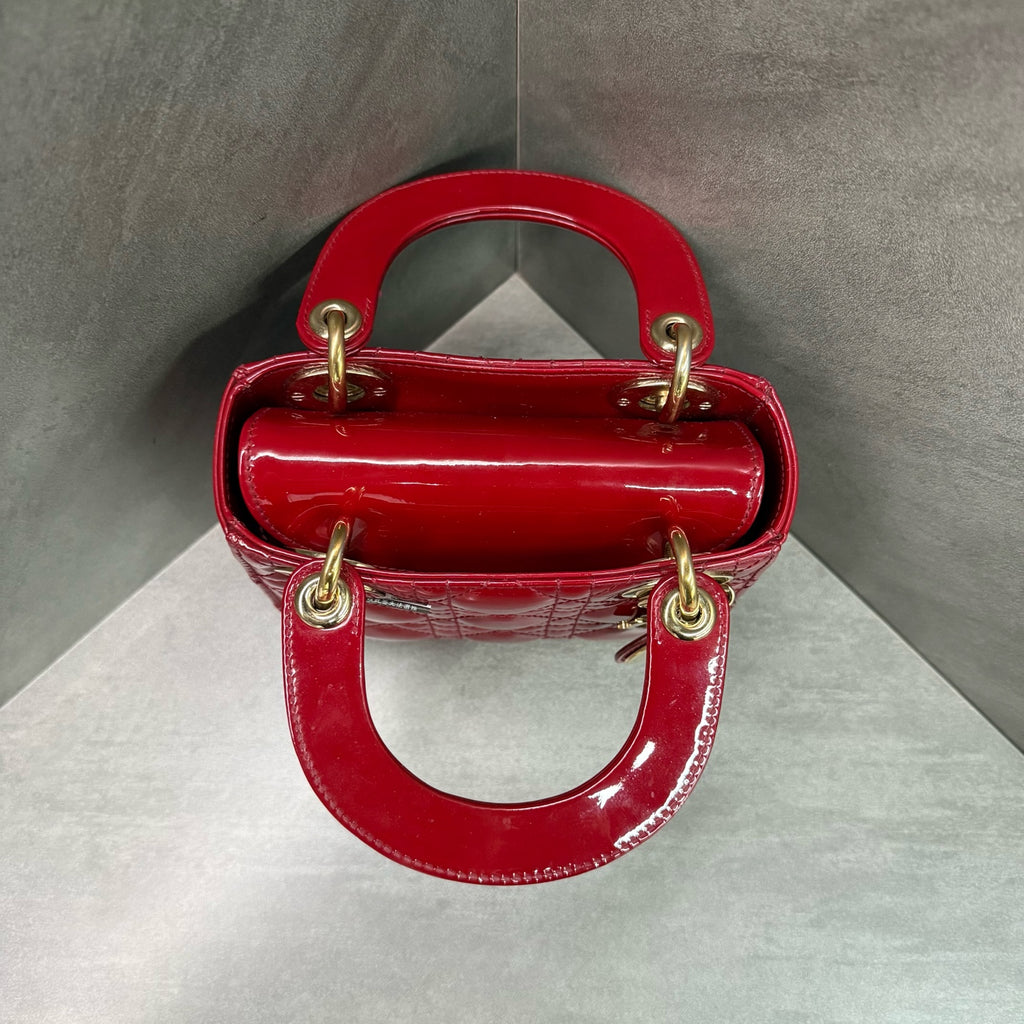 Dior Lady Dior Mini (three compartments) red patent leather, 2017 release, structured silhouette, clean interior, in stock at a favorable price