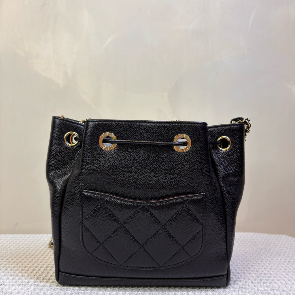CHANEl Chanel Black Affinity Bucket Bag Chip Bag Litchi Leather Small Bucket Bag Super Versatile Size 19*20