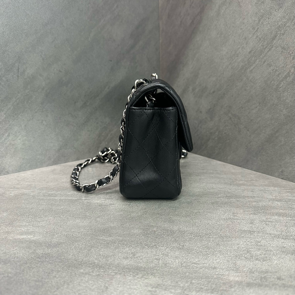 CHANEL CF Mini Black and Silver Lambskin Chain Bag 21 Opening with Card