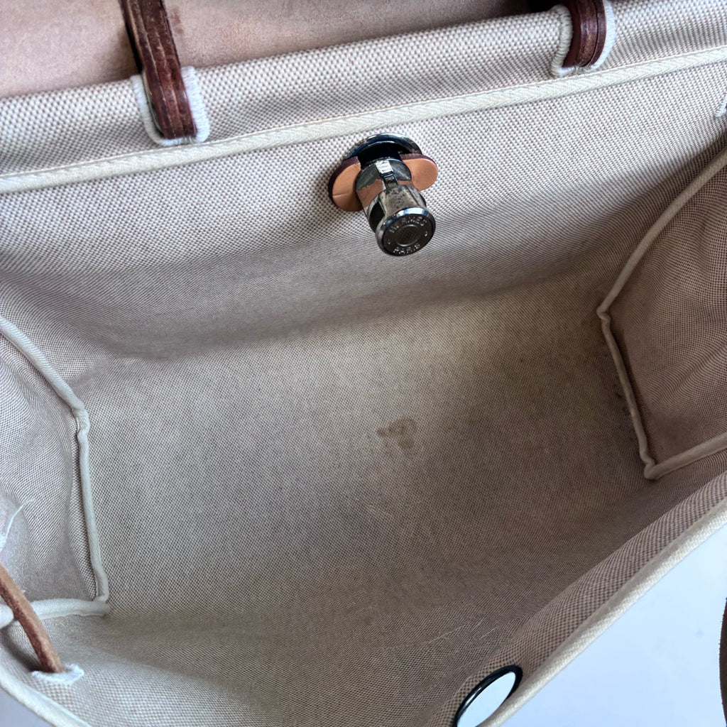 Hermes Herbag39 Canvas and Leather Beige Silver Buckle Crossbody Bag Size: 39*38 Frame C engraving Single