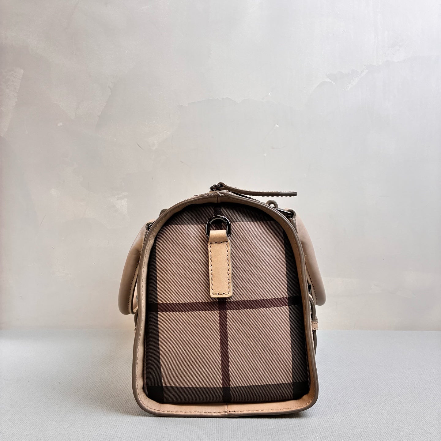 Burberry Boston Pillow Bag Ivory Check 99% New Can Be Worn Shoulder or Crossbody Size 31*20