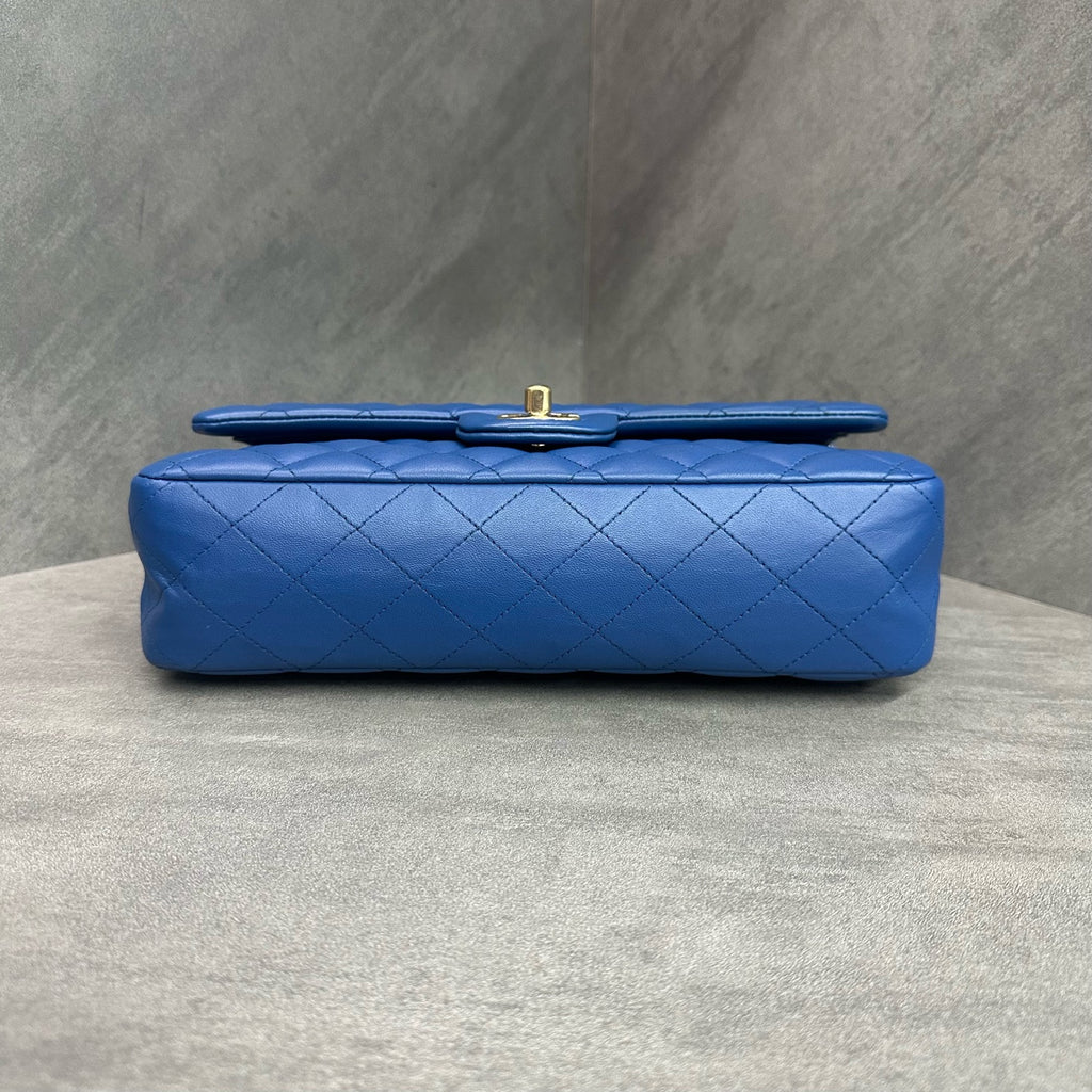 Chanel CF Medium Blue Gold Lambskin Chain Bag 25 Opening, Structured Shape, Clean Interior