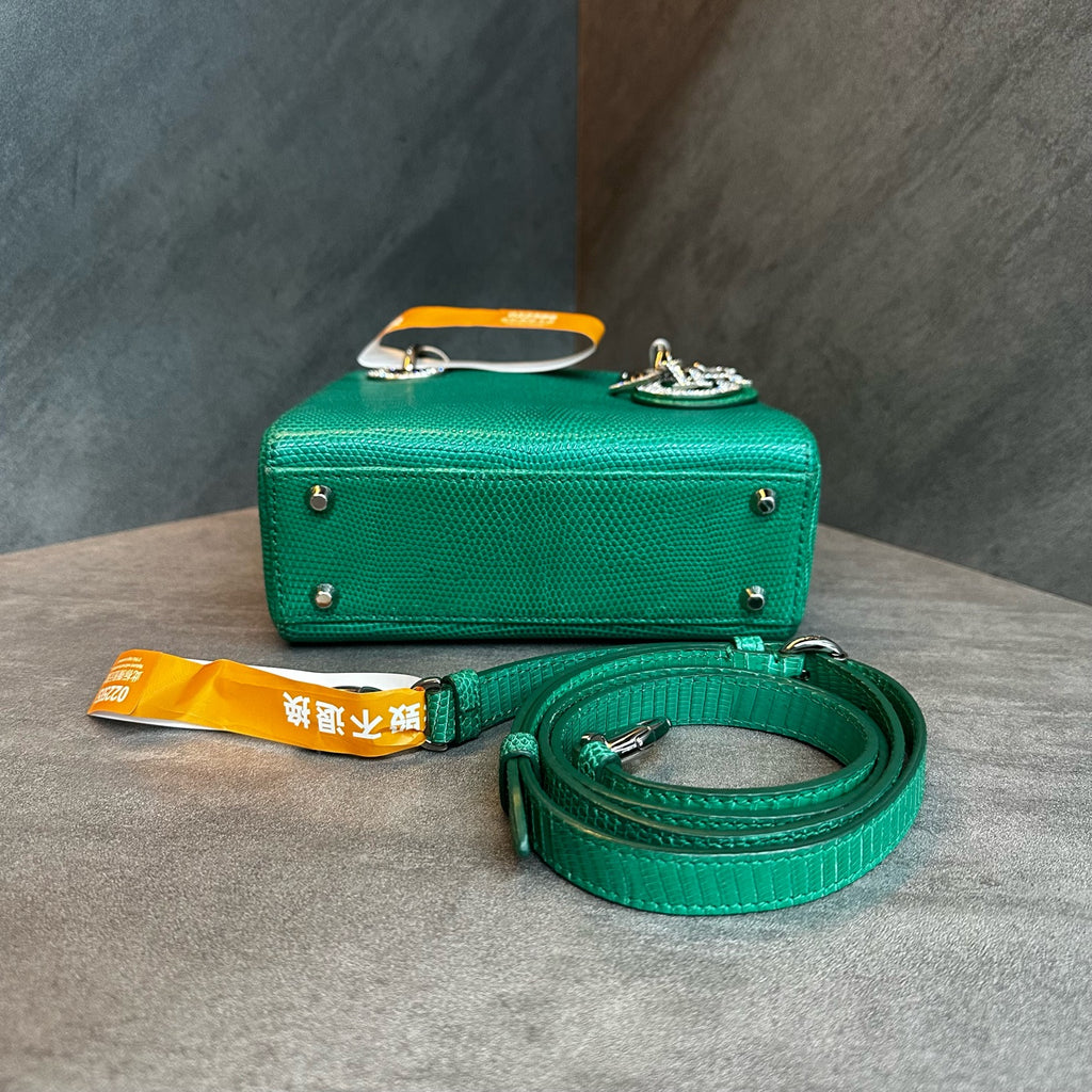 Dior Lady Dior Small Handbag, Emerald Lizard Skin, Diamond Clasp, Dimensions 17×14×7cm, 2019 Serial Code