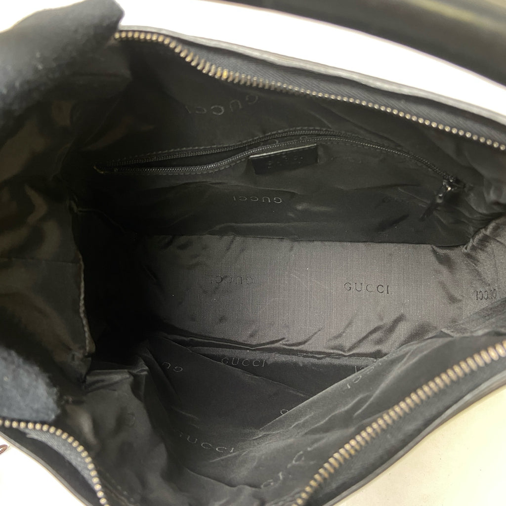 Gucci/Gucci Gucci Shoulder Bag 99% New Size: 26*27 Black Leather Material Pre-owned Model
