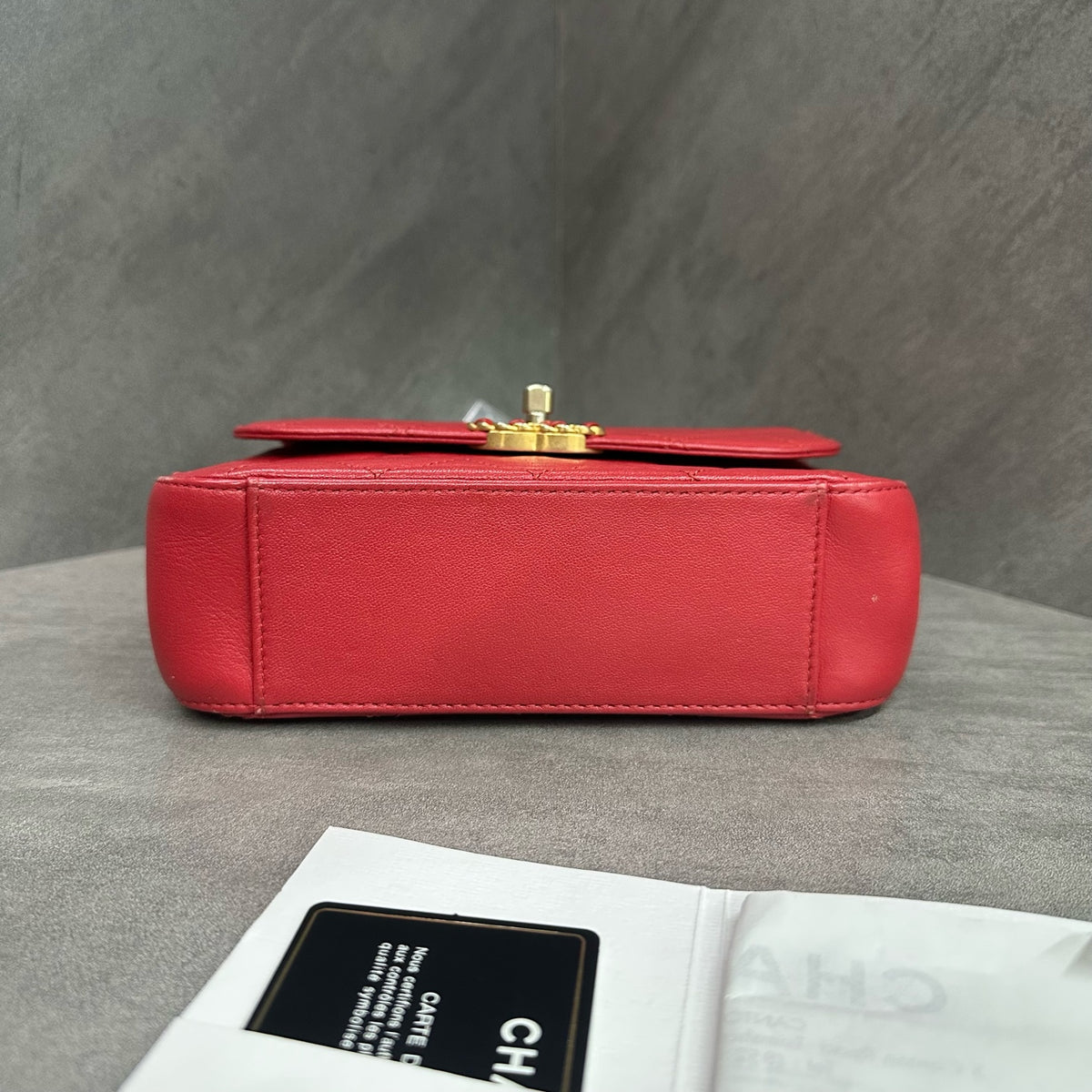Chanel 19 Bag Red with Gold Hardware Lambskin Messenger Handbag Crossbody Bag 28 Opening with Card and Receipt
