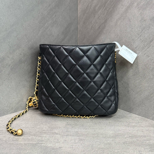 Chanel 22S Gold Ball Hobo, 2022 chip version, black gold ball, original condition