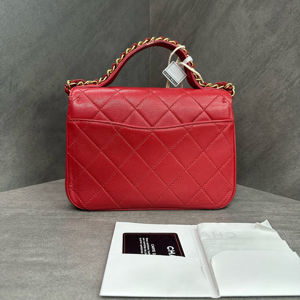 Chanel 19 Bag Red with Gold Hardware Lambskin Messenger Handbag Crossbody Bag 28 Opening with Card and Receipt