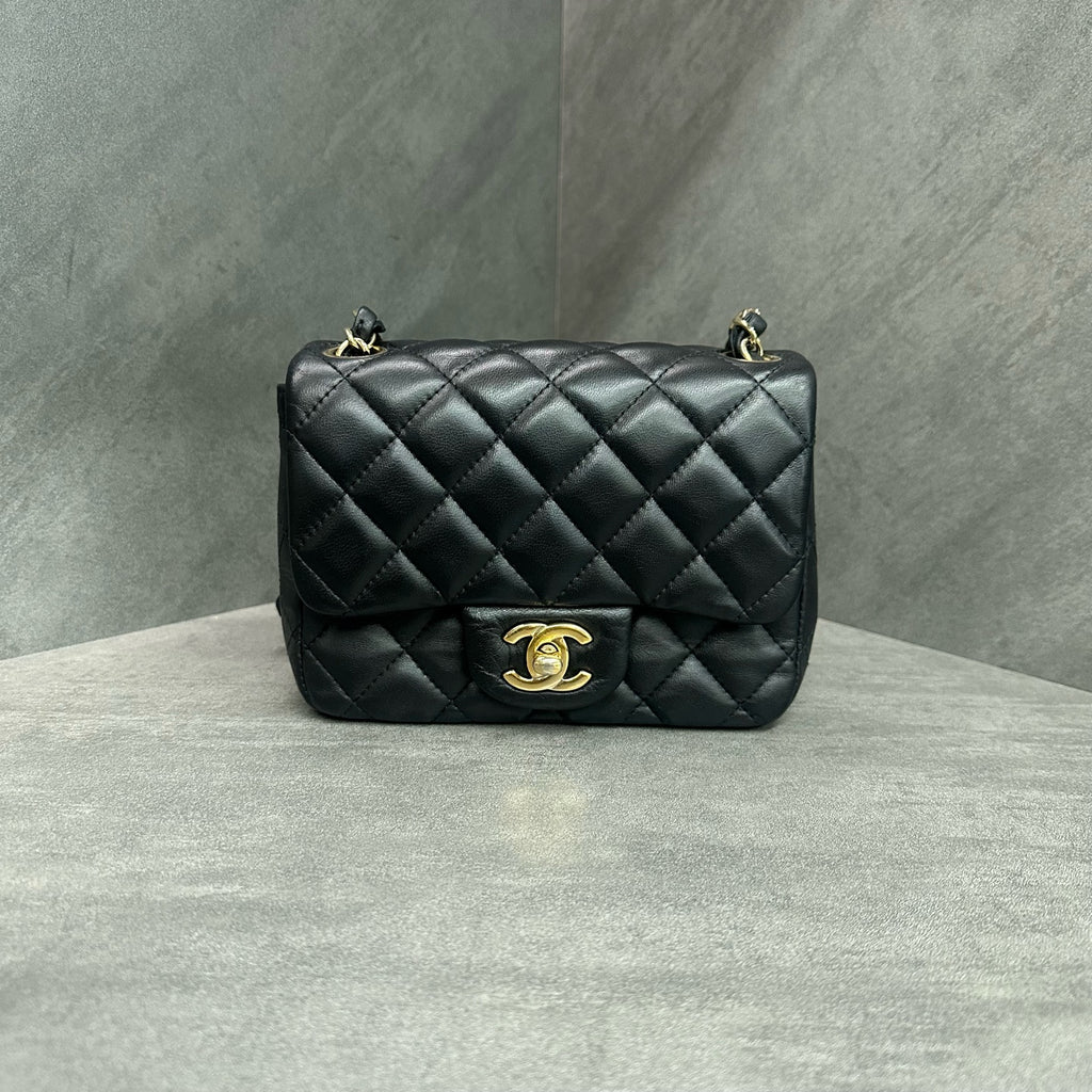 Chanel Fang Fattie Black gold sheepskin chain bag, 23 opening type, three-dimensional and clean inside
