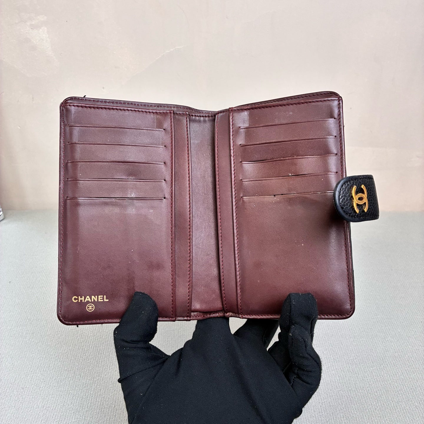 Chanel Black Gold Litchi Leather Short Wallet, 21 Series, Classic Diamond Pattern, Gold Logo Clasp, Interior Burgundy Color, 98% New Condition.