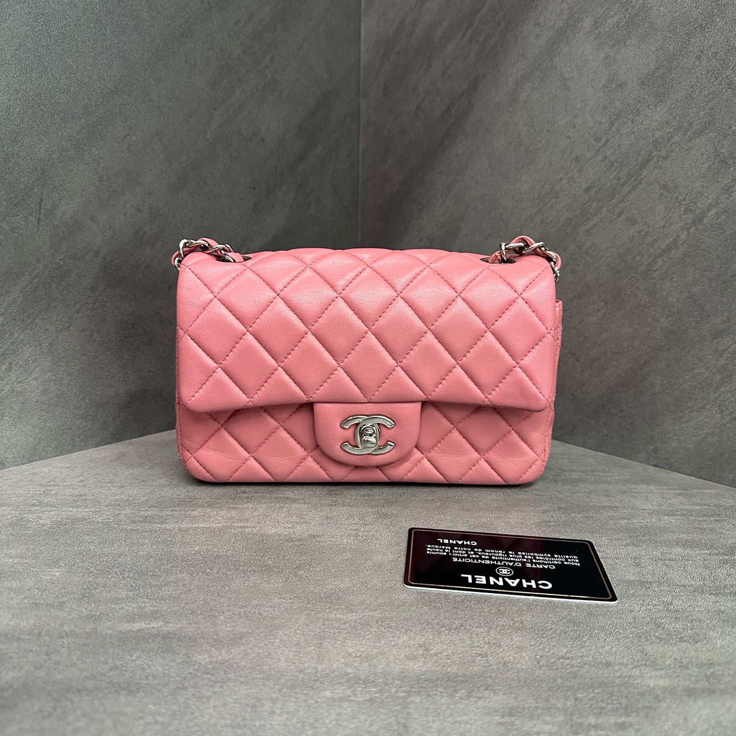 Chanel Mini Flap Bag in Pink and Silver Lambskin with Chain 18K Carrying Card, Structured Shape, Clean Interior