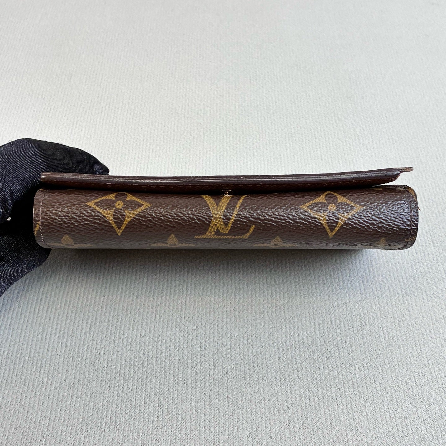 LV/Louis Vuitton 98% New Monogram Two-Fold Wallet Size 14.5*9