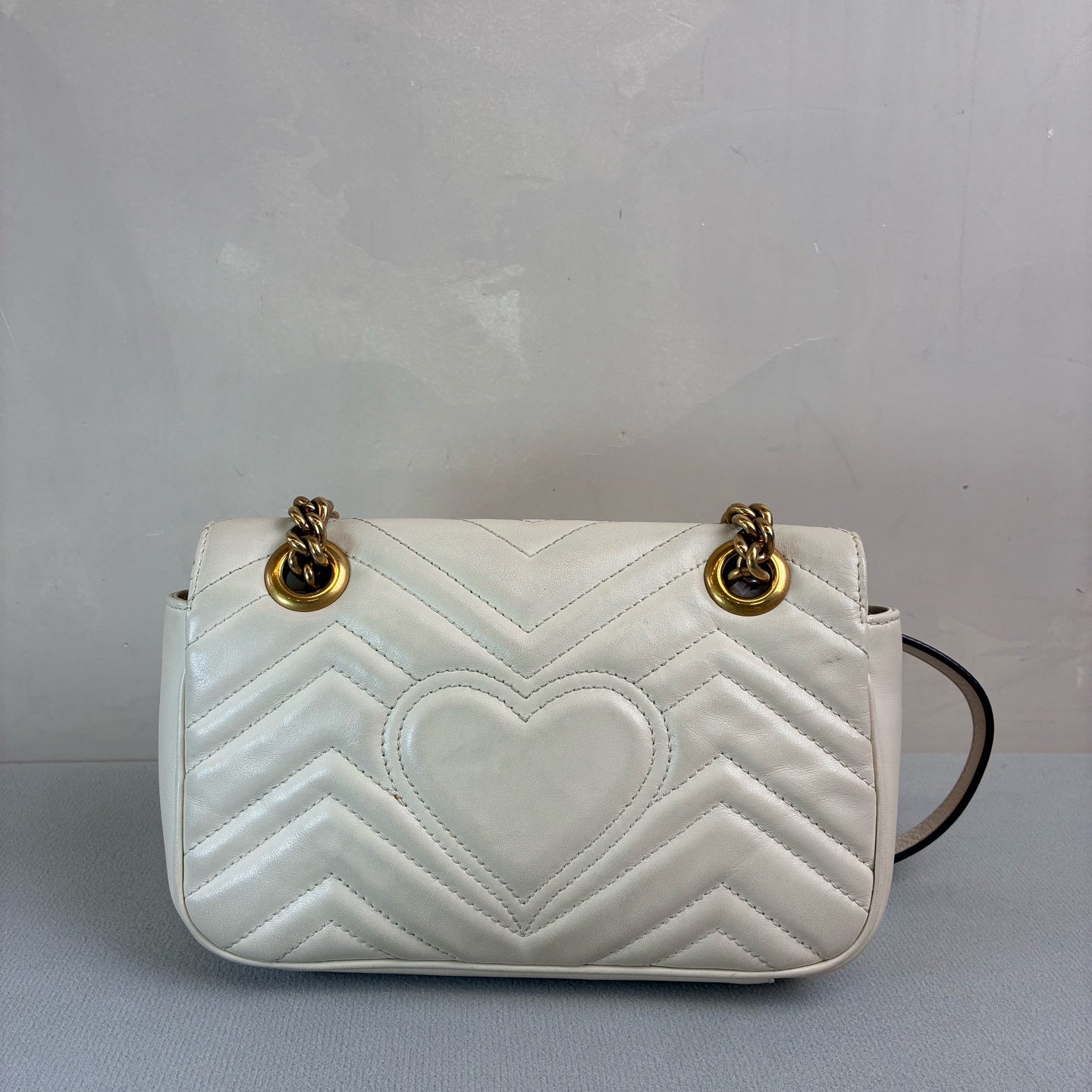 Gucci/Gucci 97 New Gucci Marmont Platinum 22 Chain Bag Size 20*14