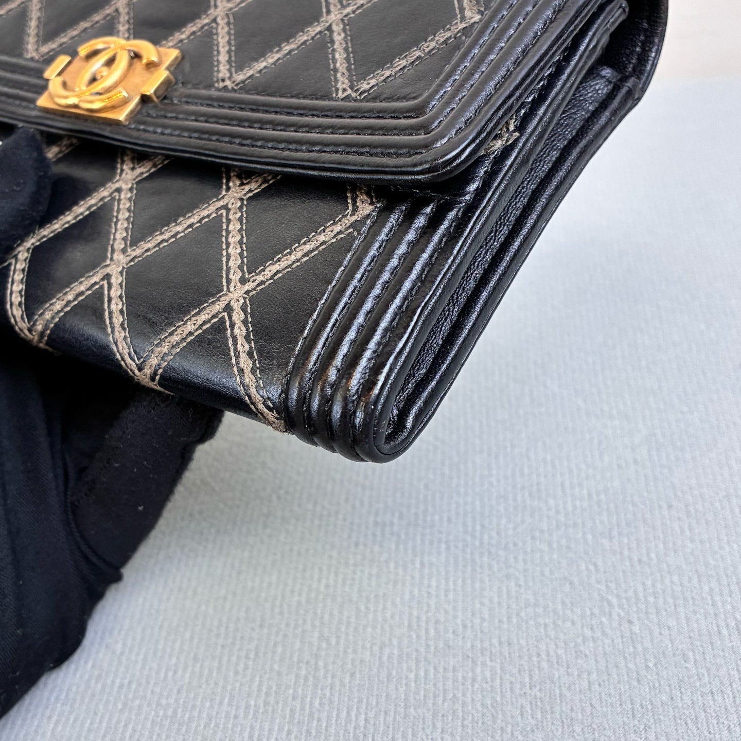 Chanel 18K Black Gold External Stitching Leboy Long Wallet Classic Diamond Pattern Golden Buckle 99% New Size 19*