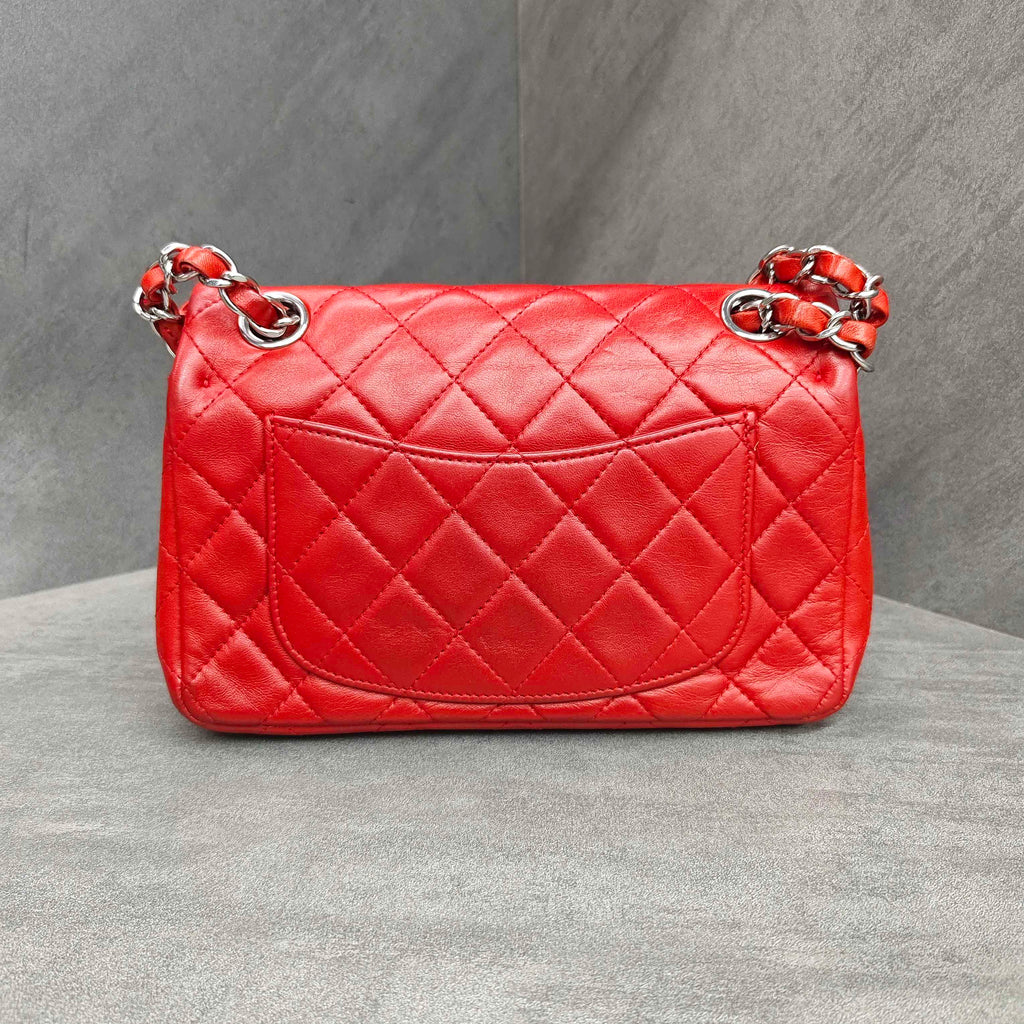 Chanel CF Mini Red and Silver Lambskin Chain Bag 15 Opening