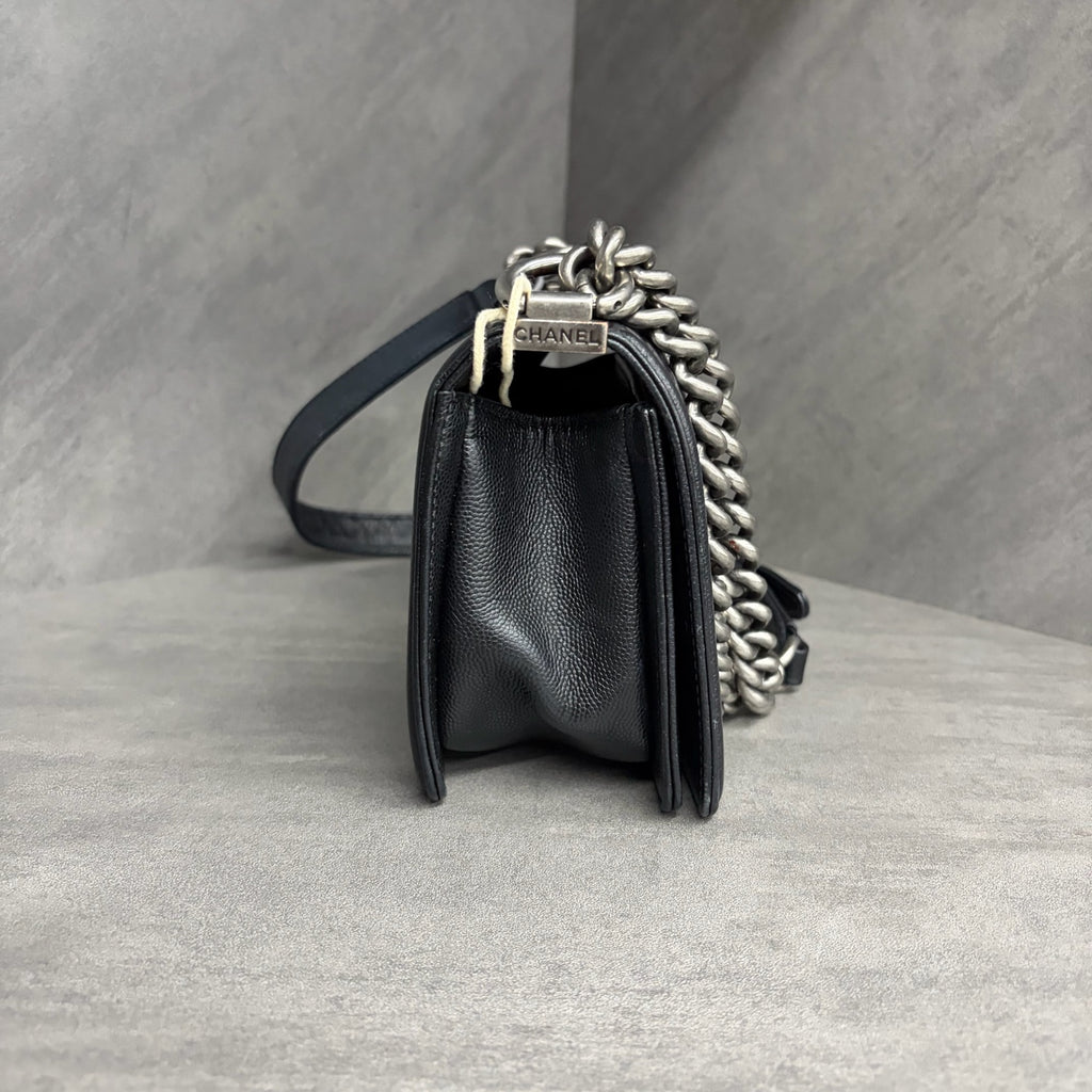 Chanel Leboy small size, black and silver grained calfskin, 26 series no card, clean interior, in stock at favorable price