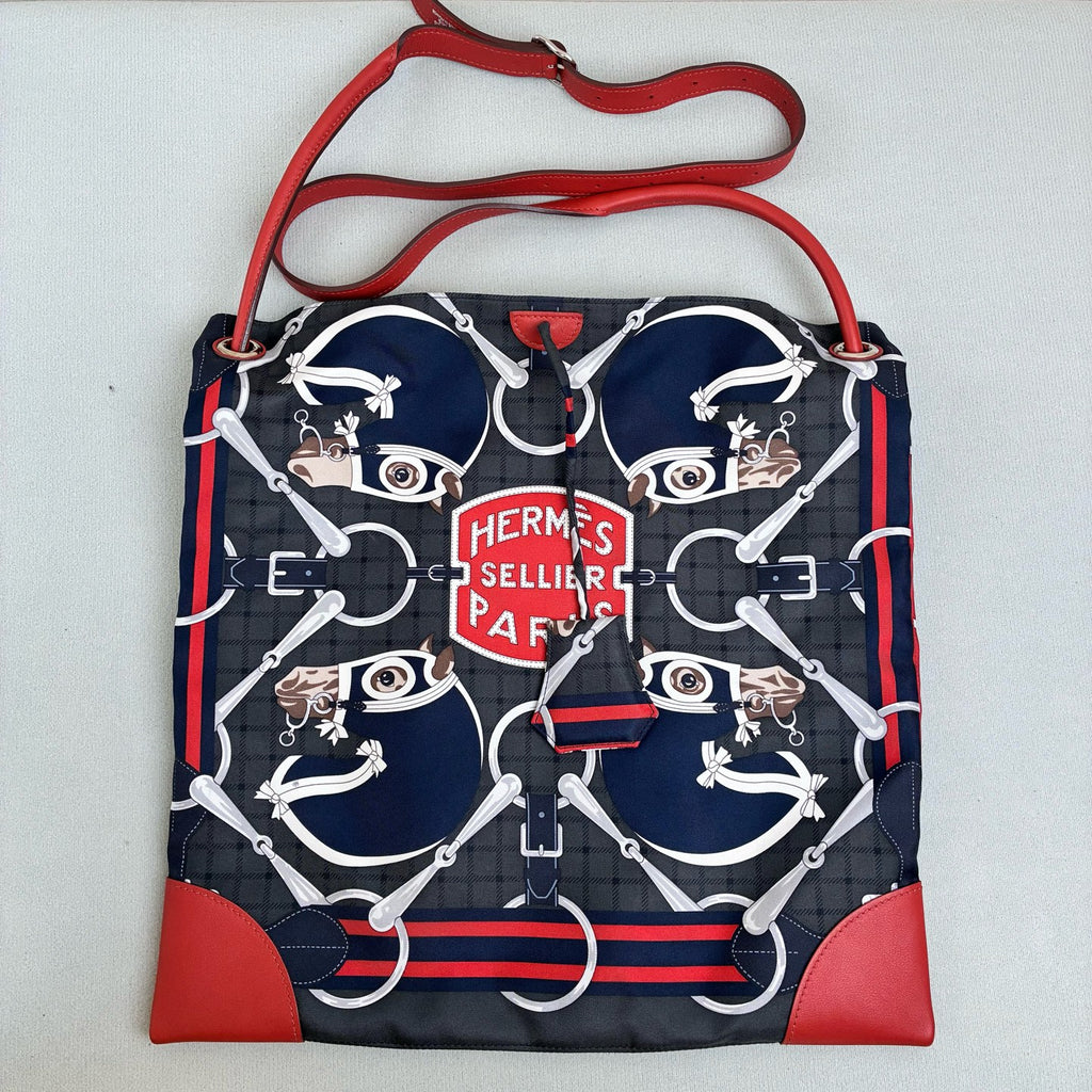 Hermes R刻 Silkycity 33 Scarf Bag Classic Pattern Four Horse Heads Gray-blue 99% New Size 39