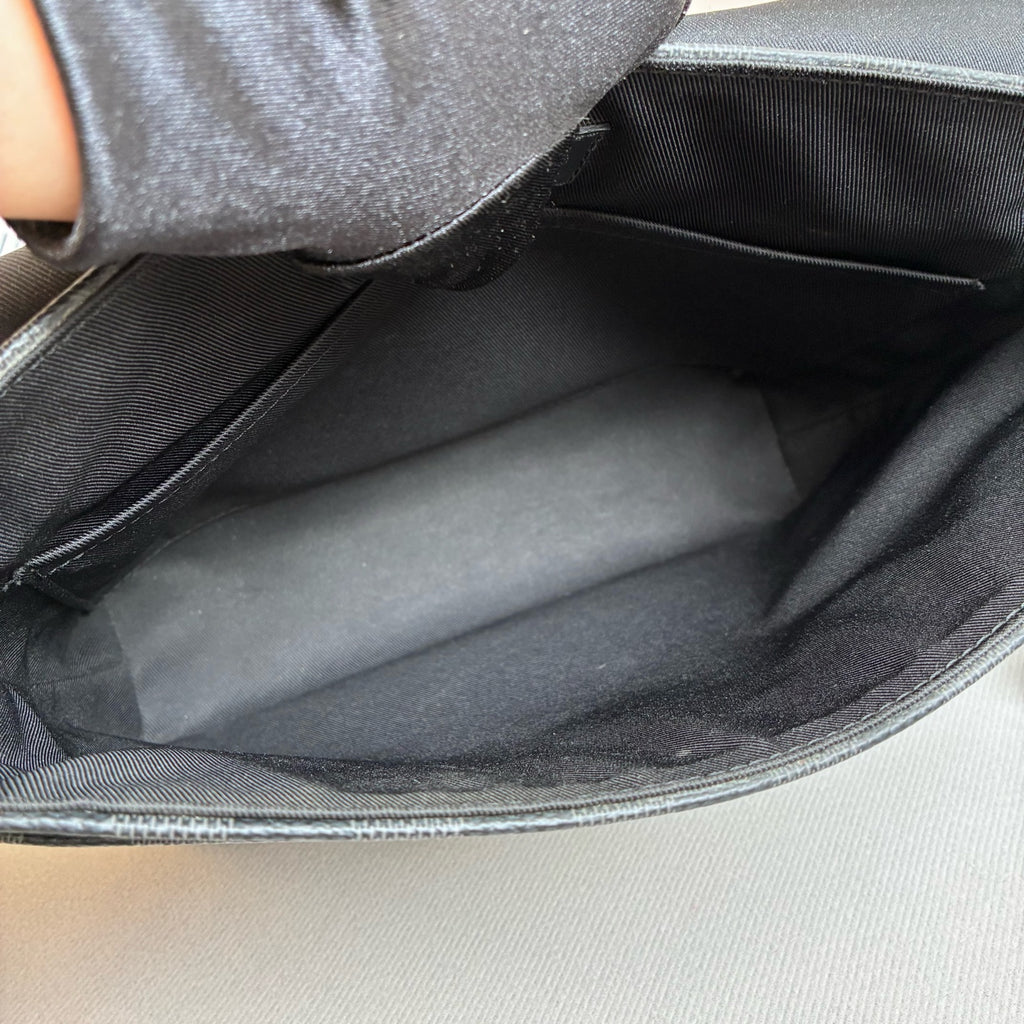 Louis Vuitton/LV Chip Series Black Checkerboard Flap Messenger Bag Size 25*23 Original Price 13,800