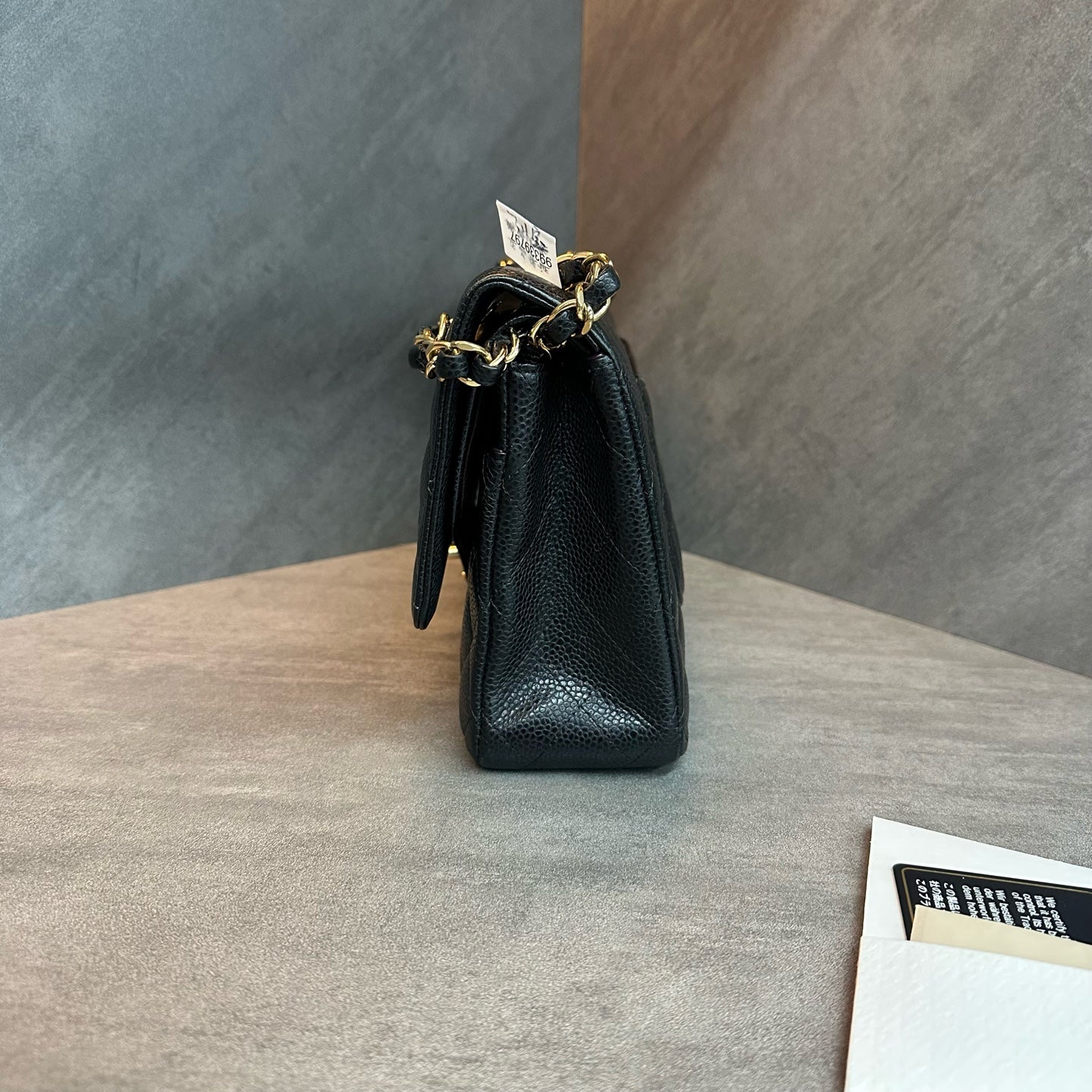 Chanel cf medium size black gold lychee cowhide chain bag, 15 opening, cassette, ticket bag type, three-dimensional, clean inside