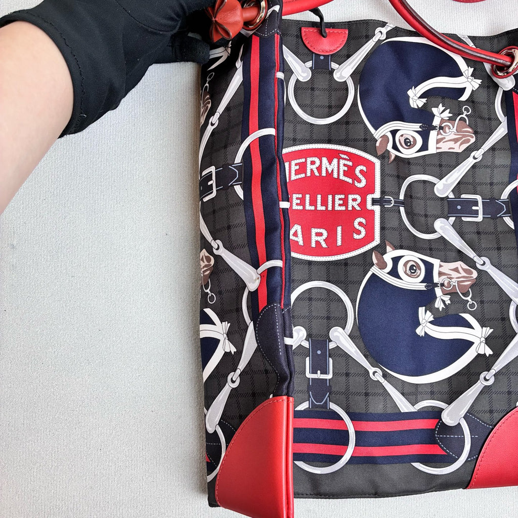 Hermes R刻 Silkycity 33 Scarf Bag Classic Pattern Four Horse Heads Gray-blue 99% New Size 39