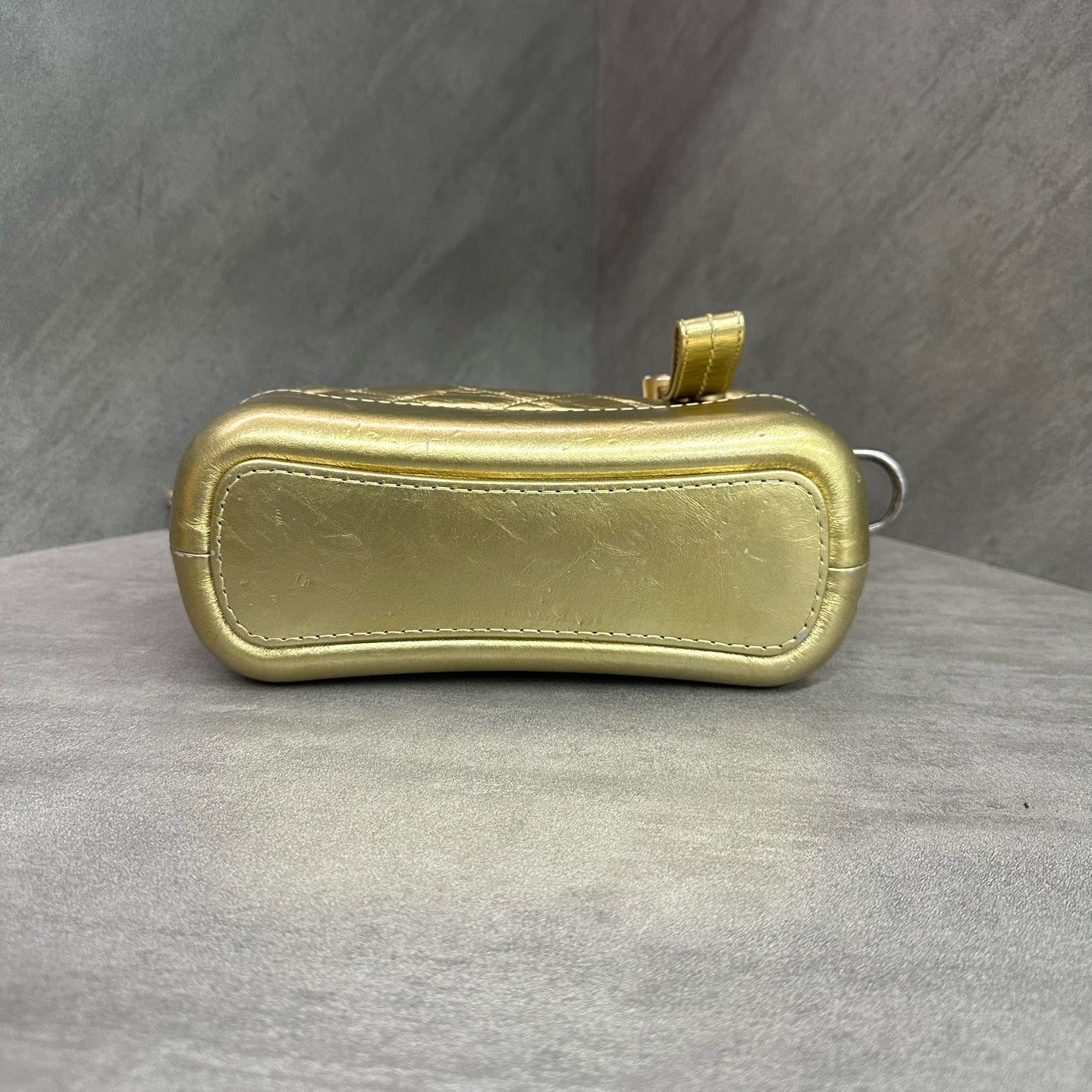 Chanel / 香奈儿 Wanderer Small Flap Bag Gold Small Flap Bag 24k Open with Card