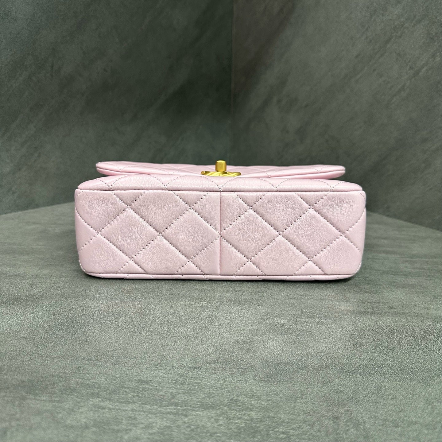 Chanel Hobo Bag with Chunky Chain Shoulder Strap, Sakura Pink, Lambskin, Flap Bag, Chip Version