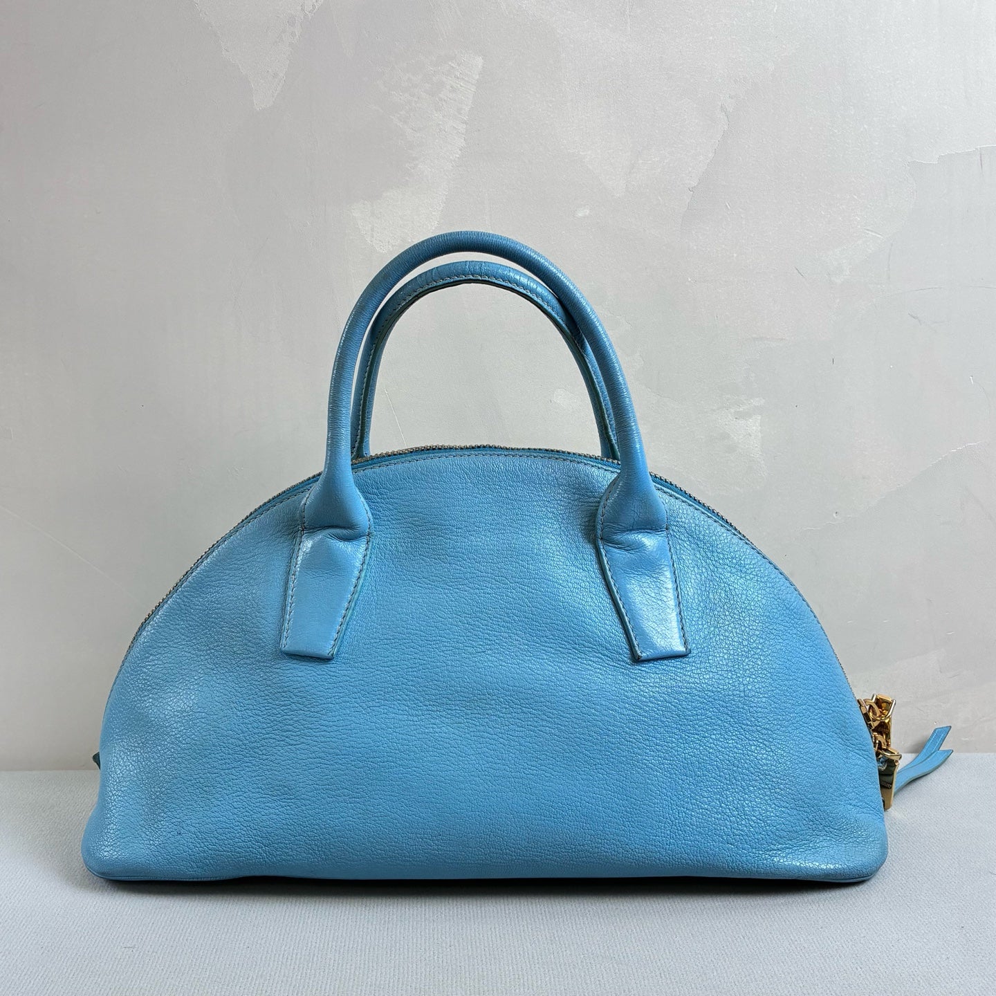 Miu Miu 95% new blue all-leather shell bag bowling bag size 39*21