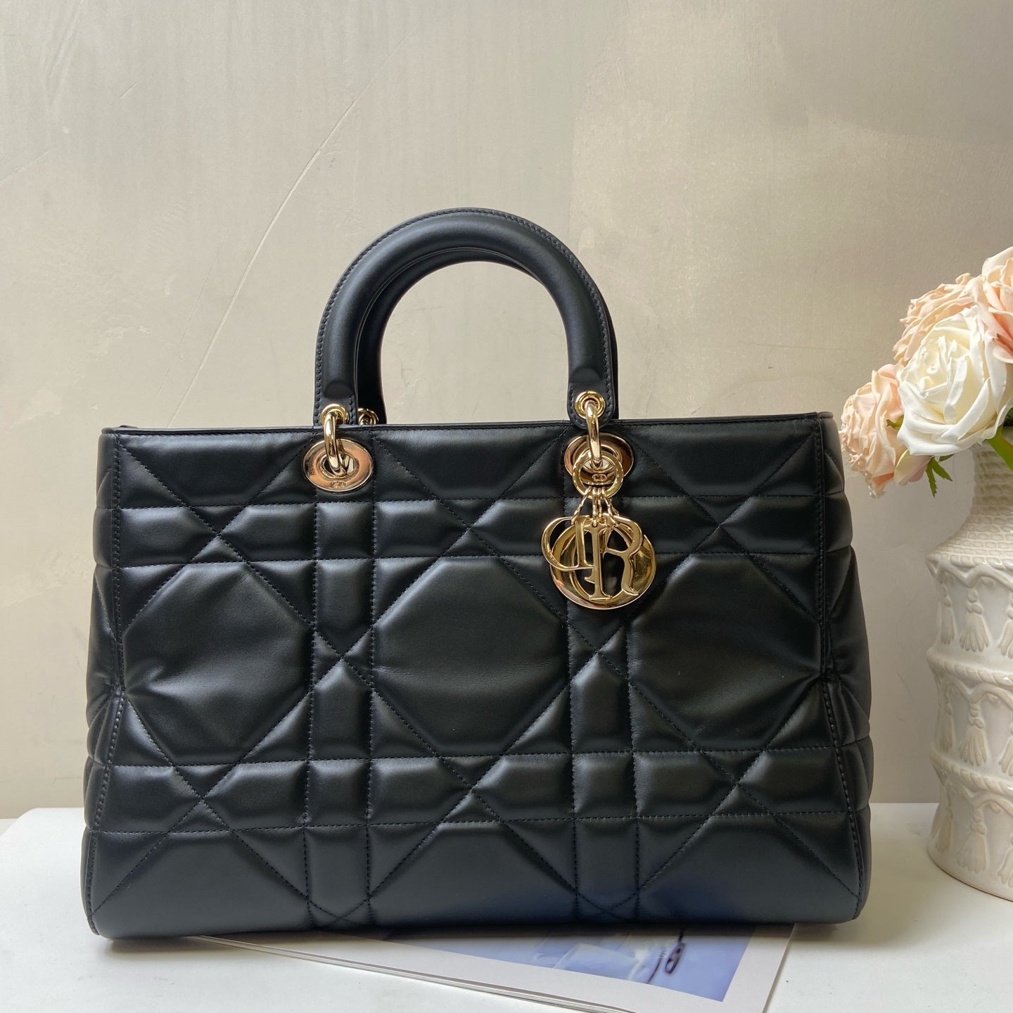 Dior Lady D-sire Diadem Bag 24-Year Shoulder Bag Black with Gold Hardware Pre-owned Condition Size 35*23 Accessories Included