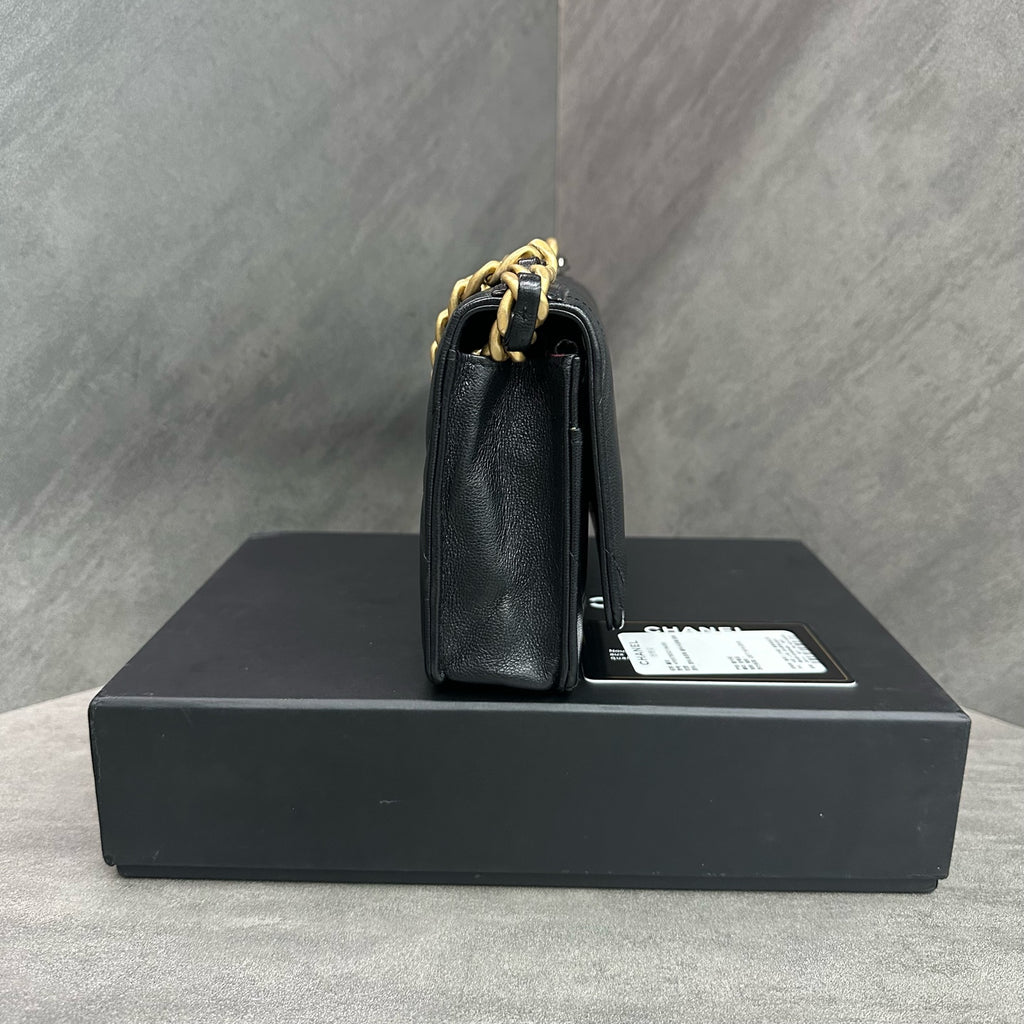 Chanel 19 Bag Woc Black and Gold Lambskin Chain Bag, 30-series with card