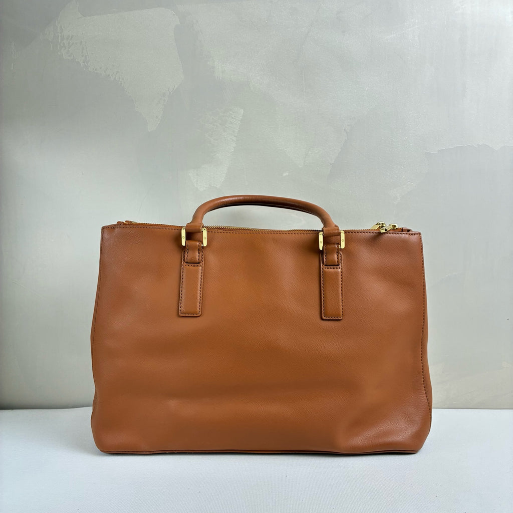 # Tory Burch / Tory Burch Tiger Eye Brown Material: Cross-grain Leather Handheld and Shoulder Bag Both Available Size 37*14