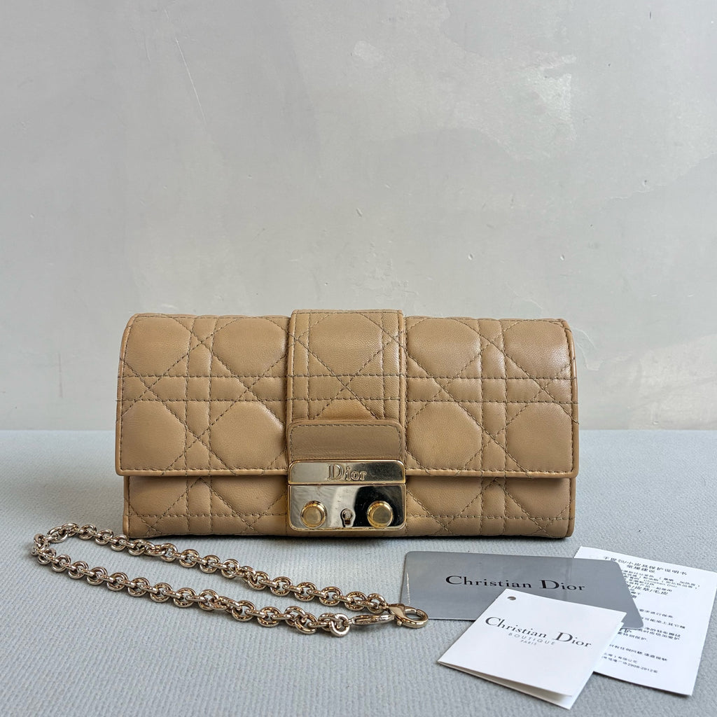 Dior 96 New Milk Tea Color Underarm Chain Bag Lambskin Size 19.5*10