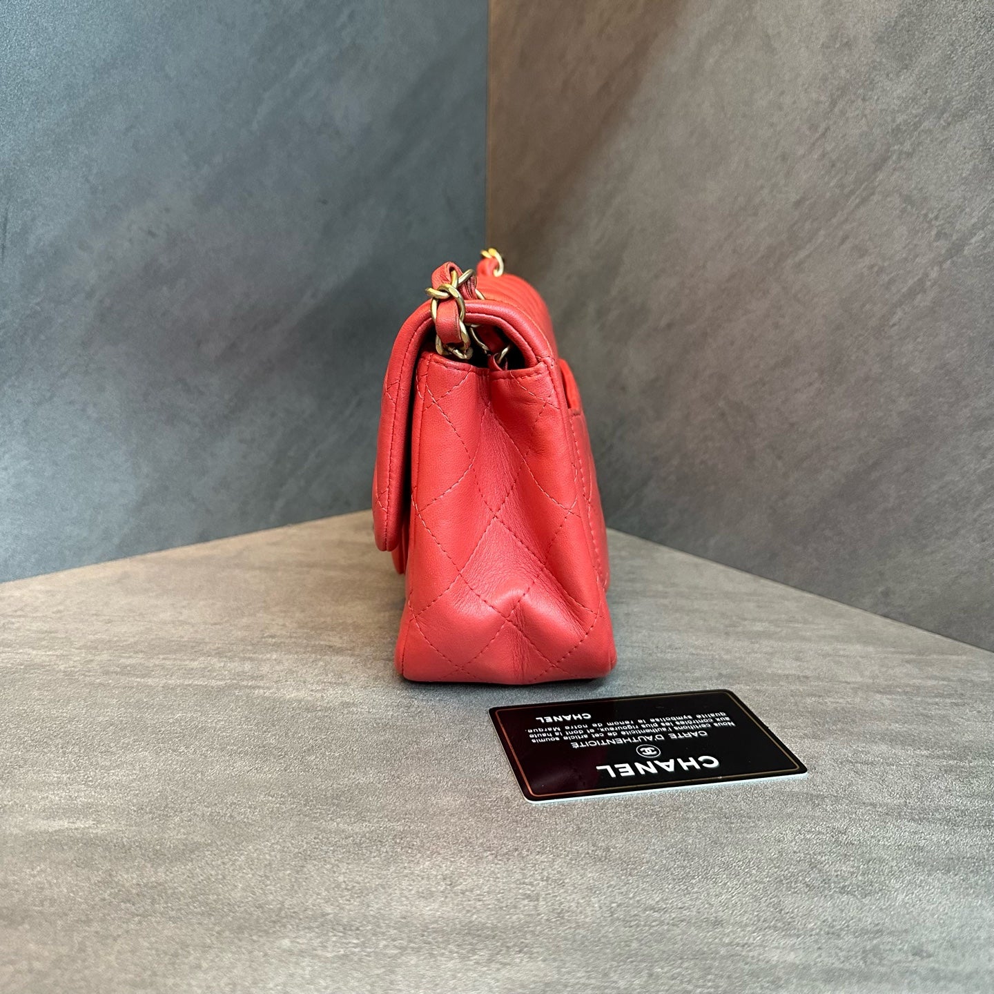 Chanel cf Square Fat Man Red gold sheepskin chain bag, 27 openings, card bag type, three-dimensional, clean inside