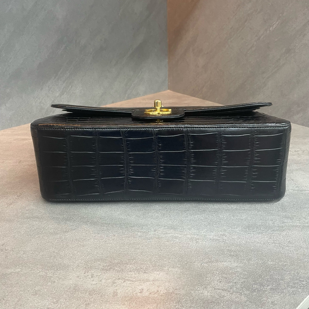 Chanel CF jumbo large black gold buckle crocodile leather bag, structured shape, clean interior, no wear on the corners, 19 series.