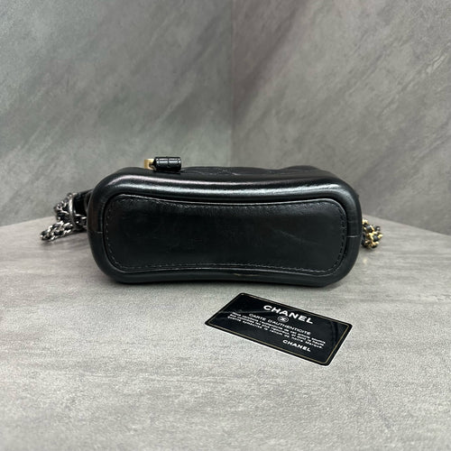 CHANEL black gold cowhide small size 24-carat card case with a clean inner lining