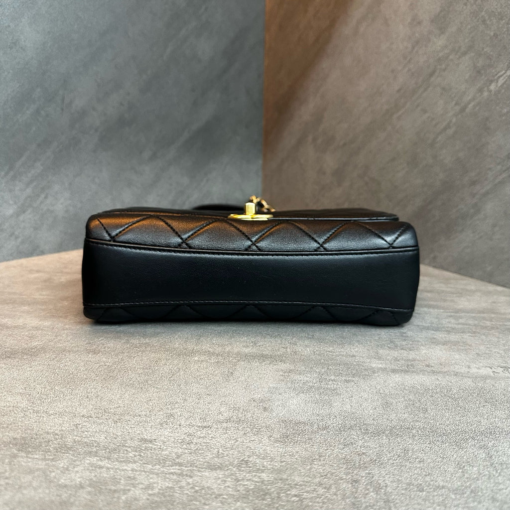 Chanel 22S Black Gold Diamond Chain Bag, lambskin, microchipped version, structured silhouette, clean interior, original condition