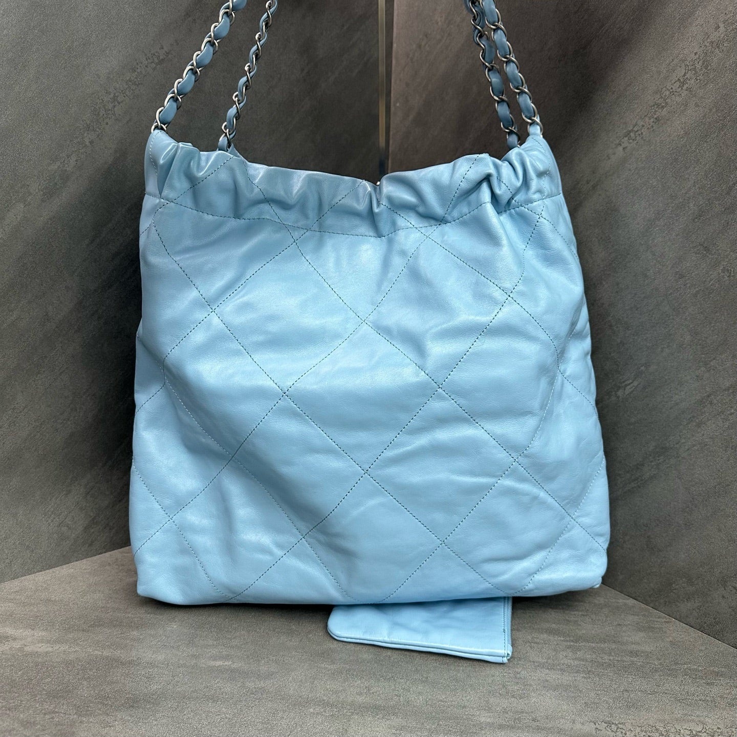 Chanel 22 Bag Blue Silver Oil Wax Leather Trash Bag Chip Model (Consignment)