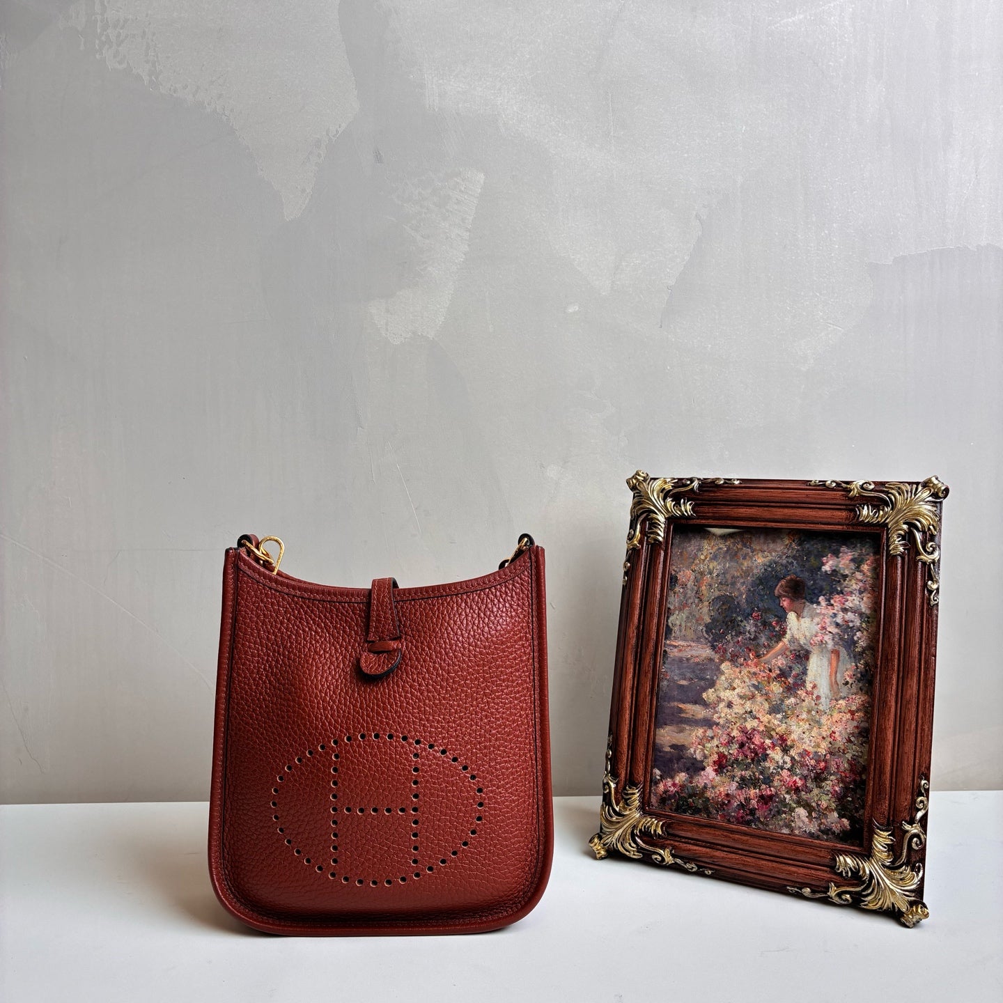 Hermes Mini Evelyne Red Brown with Gold Buckle U Stamp 99% New Size: 17x5.5x1