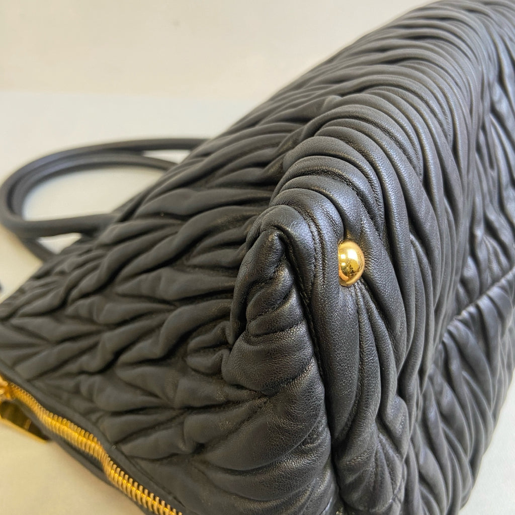 MiuMiu Black Lambskin Pleated Tote Bag Size 31*26 Like New