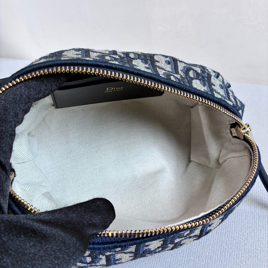 Dior 99% New Bow Monogram Dumpling Bag Canvas and Leather Size 20*11