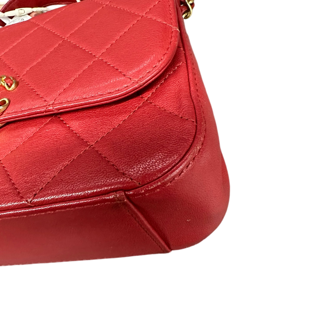 Chanel 19 Bag Red with Gold Hardware Lambskin Messenger Handbag Crossbody Bag 28 Opening with Card and Receipt