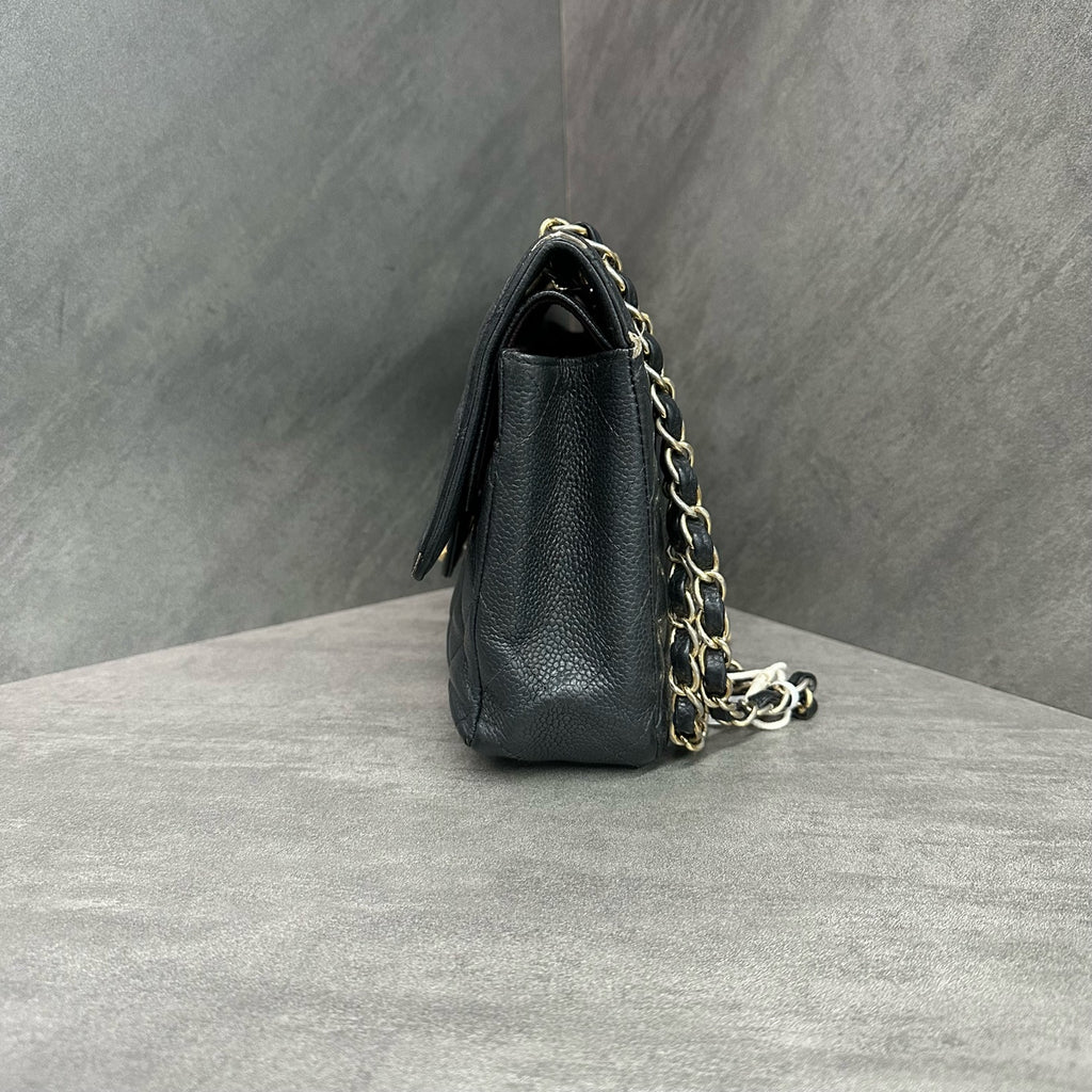Chanel CF Medium Black Gold Lambskin Chain Bag 15 Opening